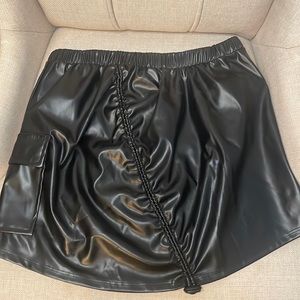 Leather-look, black mini skirt